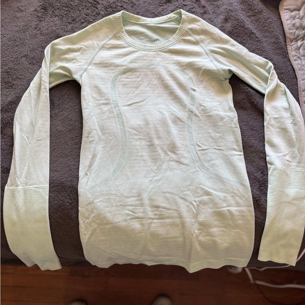 lululemon athletica Light Green Long Sleeve Top
